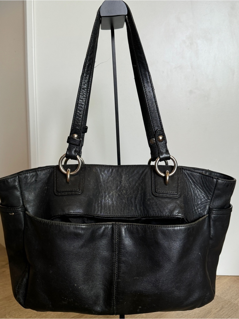Coach Black Leather Shoulder Tote Bag - Picture 2 of 5